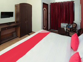 Hotel Ratan International