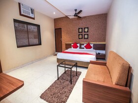 Hotel Ryaan by OYO