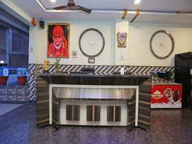 OYO 12376 Hotel Dhanraj