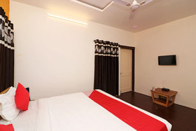 Canal Inn by OYO Rooms