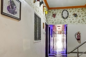Spot On 75610 Hotel Aditya Residency