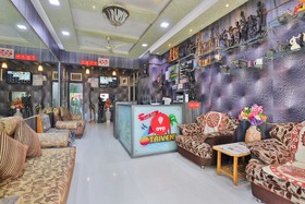 OYO 18385 Hotel Triveni