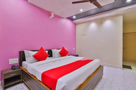 OYO 18385 Hotel Triveni