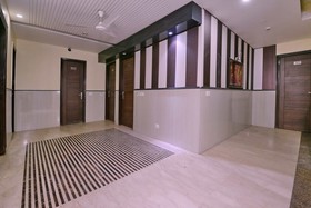 Hotel Lotus Palace