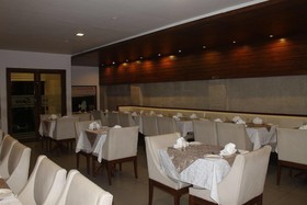 Apra Inn