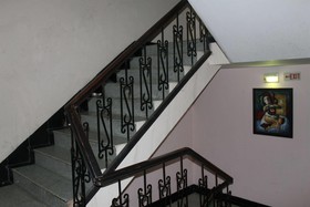 Apra Inn