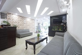Apra Inn