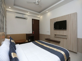 Hotel Almati Inn by OYO Rooms