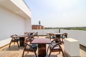 Capital O 80318 Hotel Sai Plaza