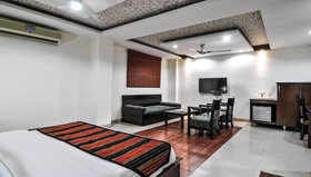 Chand Palace