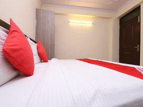 Charanpahari Hotel by OYO Rooms