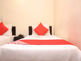 Charanpahari Hotel by OYO Rooms