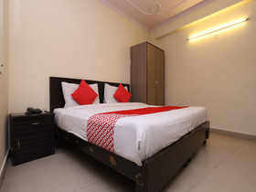 Charanpahari Hotel by OYO Rooms