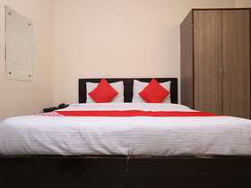 Charanpahari Hotel by OYO Rooms