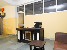 Charanpahari Hotel by OYO Rooms