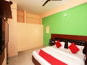 Chauhan Palace By OYO Rooms