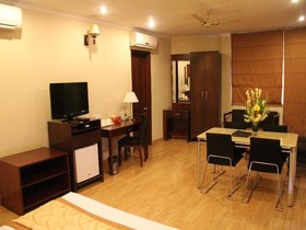 Clarks Inn Nehru Place