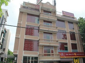 Clarks Inn Nehru Place