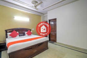 Classy Inn by OYO Rooms