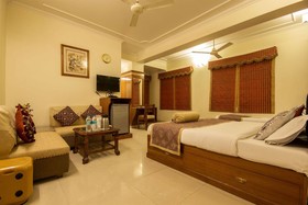 C Park Inn