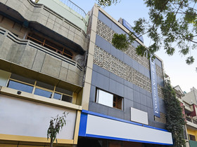 Divine Inn by OYO Rooms