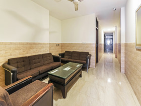 Divine Inn by OYO Rooms