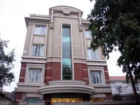Dolphinn Grand