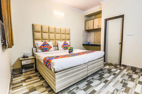 Hotel Clink Residency by OYO Rooms