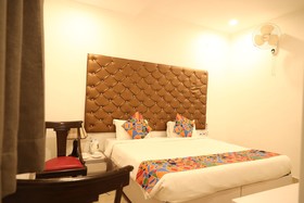 Farmhouse Inn