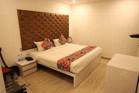 Farmhouse Inn