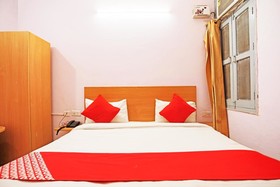Friends Harsh Villa by OYO Rooms