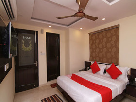 Gaurav Guest House by OYO