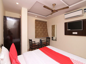 Gaurav Guest House by OYO