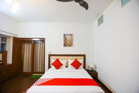 Golden Home Stay by OYO Rooms