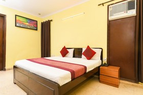 Golden Park By OYO Rooms