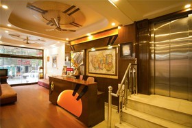 Grand Park Inn