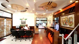 Grand Park Inn