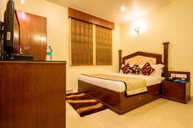 Grand Park Inn