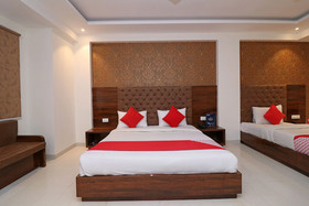 Grd Suites By OYO Rooms