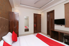 Grd Suites By OYO Rooms