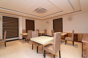 Grd Suites By OYO Rooms