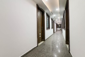 Hotel 7S by OYO Rooms