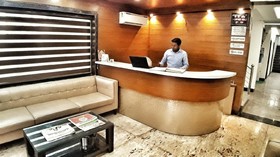 Hotel Aerocity Purple Orchid
