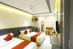 Hotel Applewood Delhi Airport