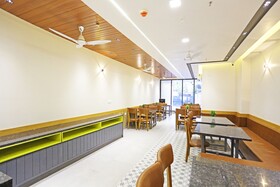 Hotel Applewood Delhi Airport
