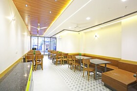 Hotel Applewood Delhi Airport