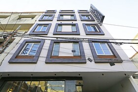 Hotel Applewood Delhi Airport
