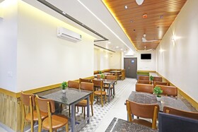 Hotel Applewood Delhi Airport