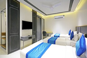 Hotel Applewood Delhi Airport