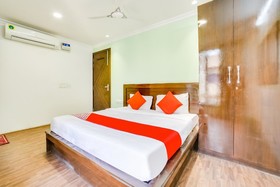 Hotel Carol Garden by OYO Rooms